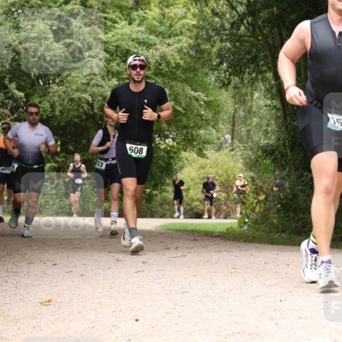 30.08.2026 - Elbe Triathlon Hamburg Antke Förster http://msf.ph/oto/10101729 30.08.2026 11:22:04 Laufen 1073, 33, 608, 1545 meine-sportfotos.de