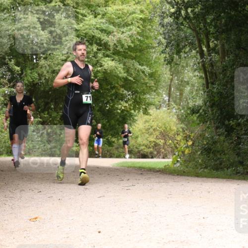 30.08.2026 - Elbe Triathlon Hamburg Antke Förster http://msf.ph/oto/10101747 30.08.2026 11:22:13 Laufen 71 meine-sportfotos.de