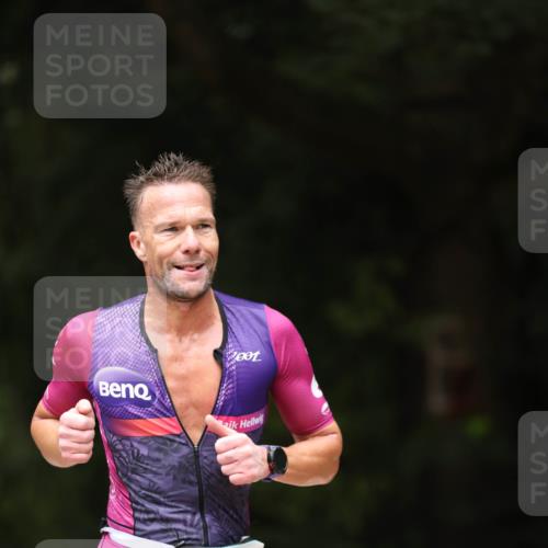 30.08.2026 - Elbe Triathlon Hamburg Antke Förster http://msf.ph/oto/10101766 30.08.2026 11:19:20 Laufen 1276 meine-sportfotos.de
