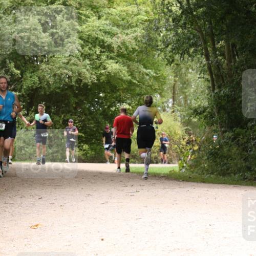 30.08.2026 - Elbe Triathlon Hamburg Antke Förster http://msf.ph/oto/10101783 30.08.2026 11:22:30 Laufen 736 meine-sportfotos.de
