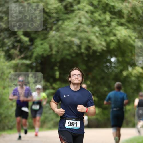 30.08.2026 - Elbe Triathlon Hamburg Antke Förster http://msf.ph/oto/10101786 30.08.2026 11:19:43 Laufen 991 meine-sportfotos.de