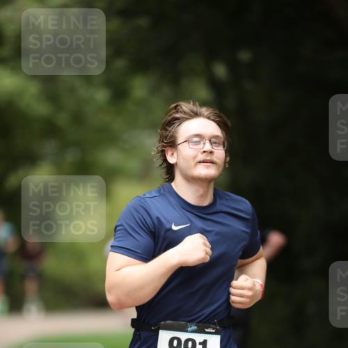 30.08.2026 - Elbe Triathlon Hamburg Antke Förster http://msf.ph/oto/10101792 30.08.2026 11:19:44 Laufen 991 meine-sportfotos.de