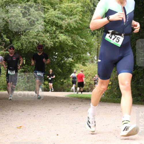 30.08.2026 - Elbe Triathlon Hamburg Antke Förster http://msf.ph/oto/10101805 30.08.2026 11:22:39 Laufen 20, 1007, 721, 475 meine-sportfotos.de