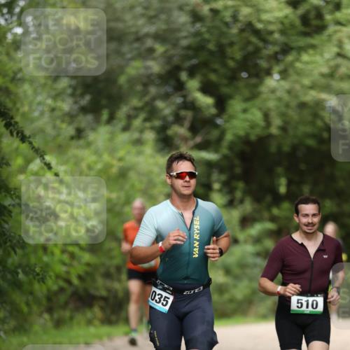 30.08.2026 - Elbe Triathlon Hamburg Antke Förster http://msf.ph/oto/10101810 30.08.2026 11:19:55 Laufen 035, 510 meine-sportfotos.de