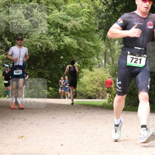 30.08.2026 - Elbe Triathlon Hamburg Antke Förster http://msf.ph/oto/10101813 30.08.2026 11:22:43 Laufen 1007, 721 meine-sportfotos.de