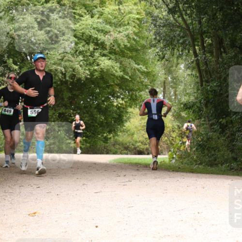 30.08.2026 - Elbe Triathlon Hamburg Antke Förster http://msf.ph/oto/10101819 30.08.2026 11:22:50 Laufen 860, 849, 556, 20 meine-sportfotos.de