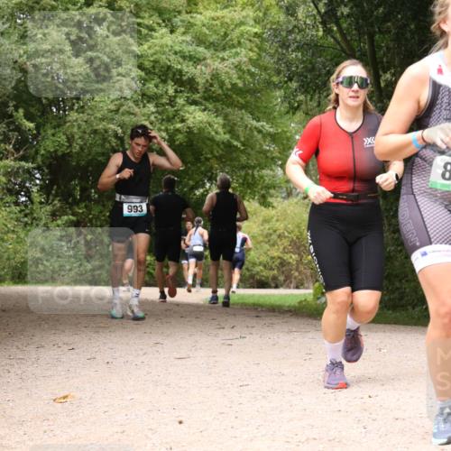 30.08.2026 - Elbe Triathlon Hamburg Antke Förster http://msf.ph/oto/10101845 30.08.2026 11:22:59 Laufen 993, 860 meine-sportfotos.de