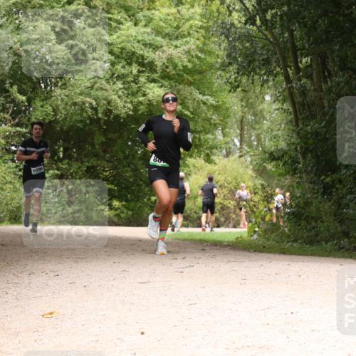 30.08.2026 - Elbe Triathlon Hamburg Antke Förster http://msf.ph/oto/10101855 30.08.2026 11:23:07 Laufen 1096, 80 meine-sportfotos.de
