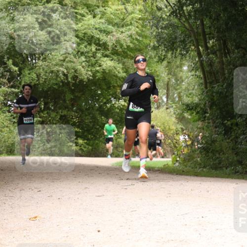 30.08.2026 - Elbe Triathlon Hamburg Antke Förster http://msf.ph/oto/10101857 30.08.2026 11:23:08 Laufen 1096, 80 meine-sportfotos.de