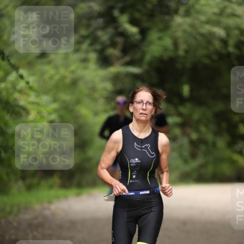 30.08.2026 - Elbe Triathlon Hamburg Antke Förster http://msf.ph/oto/10101860 30.08.2026 11:20:24 Laufen  meine-sportfotos.de
