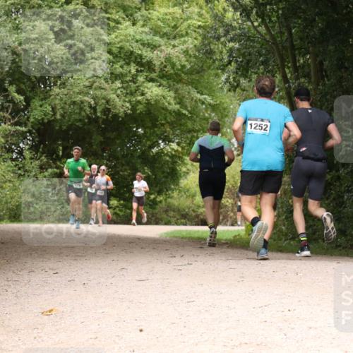30.08.2026 - Elbe Triathlon Hamburg Antke Förster http://msf.ph/oto/10101869 30.08.2026 11:23:12 Laufen 576, 1252 meine-sportfotos.de