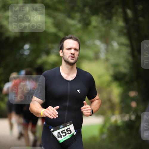 30.08.2026 - Elbe Triathlon Hamburg Antke Förster http://msf.ph/oto/10101874 30.08.2026 11:20:30 Laufen 455 meine-sportfotos.de