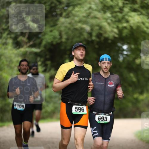 30.08.2026 - Elbe Triathlon Hamburg Antke Förster http://msf.ph/oto/10101896 30.08.2026 11:20:50 Laufen 1109, 596, 693 meine-sportfotos.de