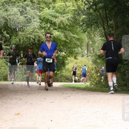 30.08.2026 - Elbe Triathlon Hamburg Antke Förster http://msf.ph/oto/10101901 30.08.2026 11:23:33 Laufen 44, 602 meine-sportfotos.de