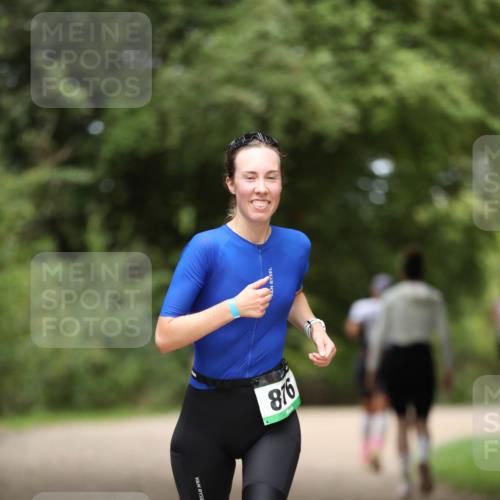 30.08.2026 - Elbe Triathlon Hamburg Antke Förster http://msf.ph/oto/10101920 30.08.2026 11:21:07 Laufen 876 meine-sportfotos.de