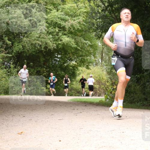 30.08.2026 - Elbe Triathlon Hamburg Antke Förster http://msf.ph/oto/10101929 30.08.2026 11:23:53 Laufen 119 meine-sportfotos.de