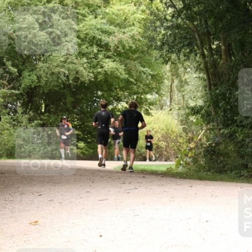 30.08.2026 - Elbe Triathlon Hamburg Antke Förster http://msf.ph/oto/10101957 30.08.2026 11:24:18 Laufen 364 meine-sportfotos.de