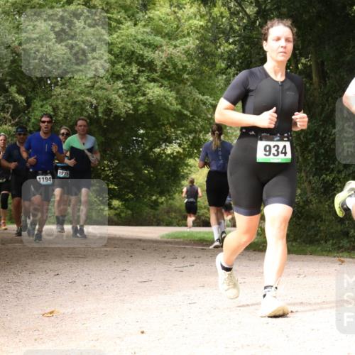 30.08.2026 - Elbe Triathlon Hamburg Antke Förster http://msf.ph/oto/10101989 30.08.2026 11:24:36 Laufen 1194, 1275, 934 meine-sportfotos.de