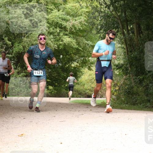 30.08.2026 - Elbe Triathlon Hamburg Antke Förster http://msf.ph/oto/10102023 30.08.2026 11:25:00 Laufen 1121 meine-sportfotos.de