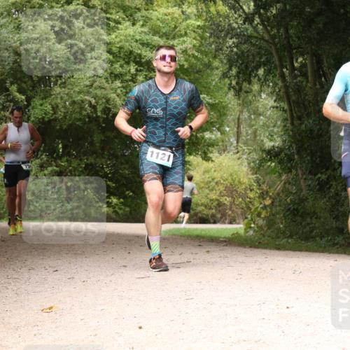 30.08.2026 - Elbe Triathlon Hamburg Antke Förster http://msf.ph/oto/10102025 30.08.2026 11:25:01 Laufen 1121 meine-sportfotos.de