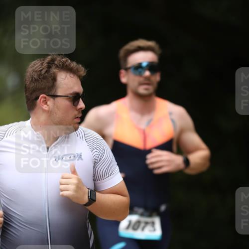 30.08.2026 - Elbe Triathlon Hamburg Antke Förster http://msf.ph/oto/10102050 30.08.2026 11:22:10 Laufen 1073 meine-sportfotos.de