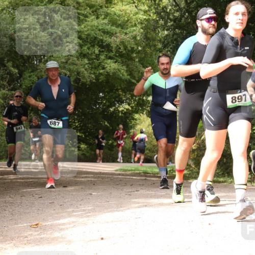 30.08.2026 - Elbe Triathlon Hamburg Antke Förster http://msf.ph/oto/10102065 30.08.2026 11:25:27 Laufen 687, 842, 2, 897, 1134 meine-sportfotos.de