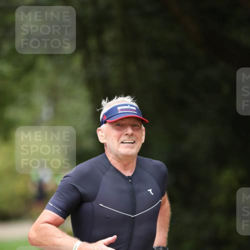 30.08.2026 - Elbe Triathlon Hamburg Antke Förster http://msf.ph/oto/10102070 30.08.2026 11:22:20 Laufen 786 meine-sportfotos.de