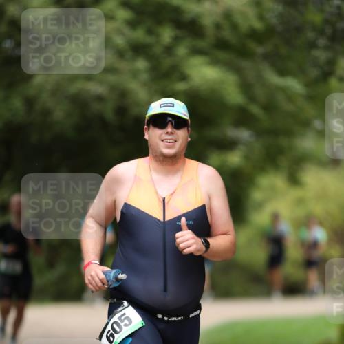 30.08.2026 - Elbe Triathlon Hamburg Antke Förster http://msf.ph/oto/10102072 30.08.2026 11:22:22 Laufen 605 meine-sportfotos.de
