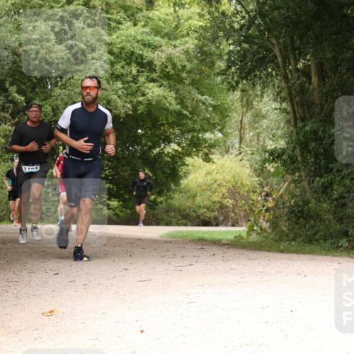 30.08.2026 - Elbe Triathlon Hamburg Antke Förster http://msf.ph/oto/10102081 30.08.2026 11:25:33 Laufen 1103 meine-sportfotos.de