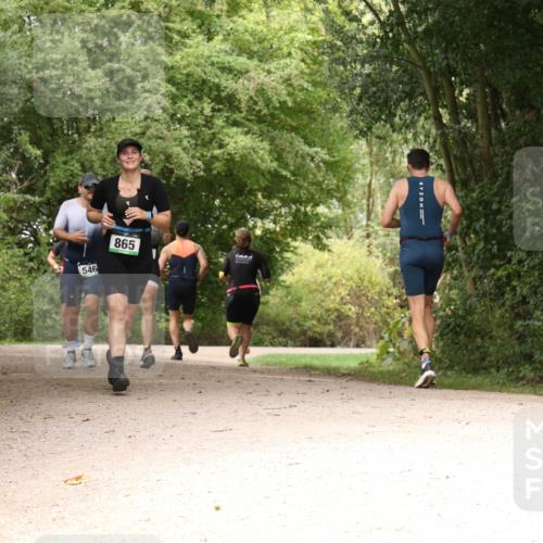 30.08.2026 - Elbe Triathlon Hamburg Antke Förster http://msf.ph/oto/10102103 30.08.2026 11:25:53 Laufen 546, 865 meine-sportfotos.de
