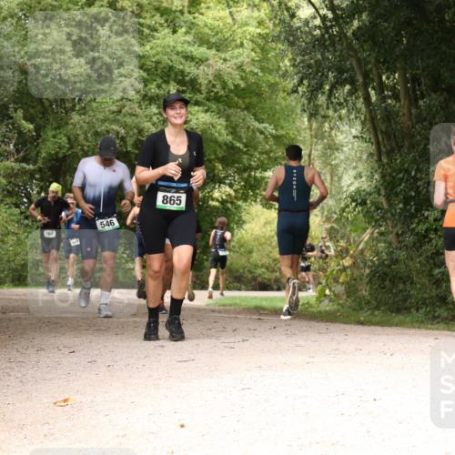 30.08.2026 - Elbe Triathlon Hamburg Antke Förster http://msf.ph/oto/10102105 30.08.2026 11:25:54 Laufen 546, 546, 865 meine-sportfotos.de