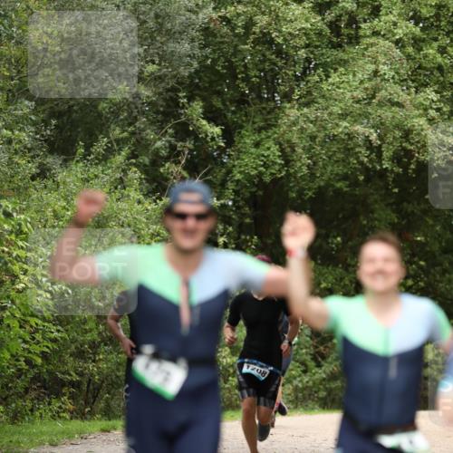 30.08.2026 - Elbe Triathlon Hamburg Antke Förster http://msf.ph/oto/10102108 30.08.2026 11:22:37 Laufen 80 meine-sportfotos.de