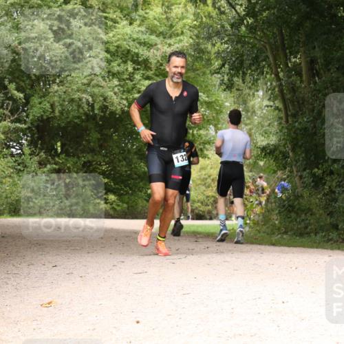 30.08.2026 - Elbe Triathlon Hamburg Antke Förster http://msf.ph/oto/10102205 30.08.2026 11:26:55 Laufen 132 meine-sportfotos.de