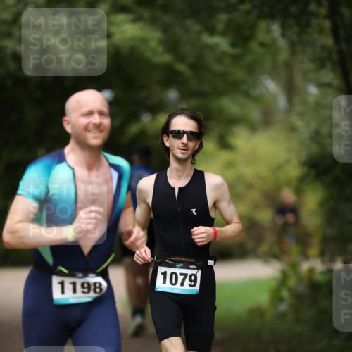 30.08.2026 - Elbe Triathlon Hamburg Antke Förster http://msf.ph/oto/10102256 30.08.2026 11:24:04 Laufen 1198, 1079 meine-sportfotos.de