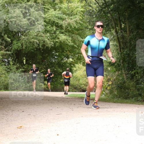 30.08.2026 - Elbe Triathlon Hamburg Antke Förster http://msf.ph/oto/10102263 30.08.2026 11:27:34 Laufen  meine-sportfotos.de