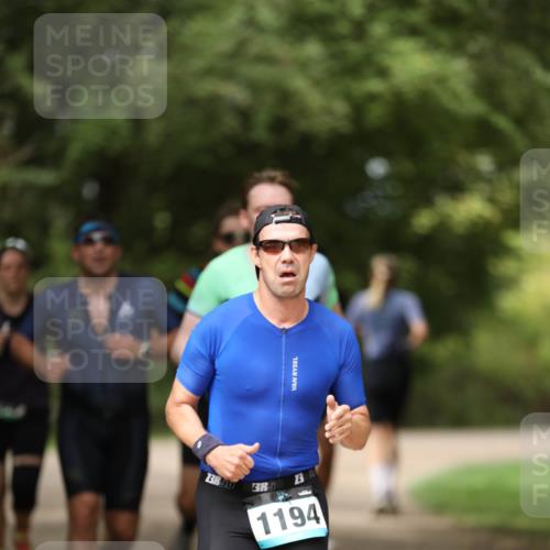 30.08.2026 - Elbe Triathlon Hamburg Antke Förster http://msf.ph/oto/10102304 30.08.2026 11:24:38 Laufen 3, 13, 1194 meine-sportfotos.de