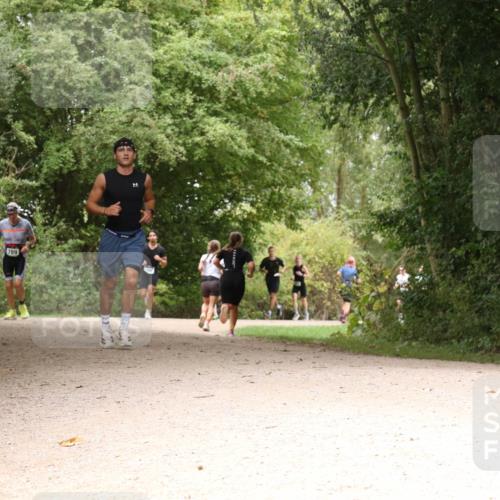 30.08.2026 - Elbe Triathlon Hamburg Antke Förster http://msf.ph/oto/10102313 30.08.2026 11:28:02 Laufen 789 meine-sportfotos.de