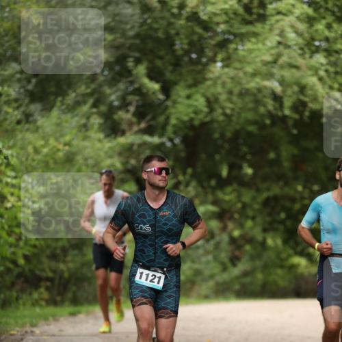 30.08.2026 - Elbe Triathlon Hamburg Antke Förster http://msf.ph/oto/10102330 30.08.2026 11:24:59 Laufen 1121 meine-sportfotos.de