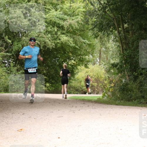 30.08.2026 - Elbe Triathlon Hamburg Antke Förster http://msf.ph/oto/10102361 30.08.2026 11:28:37 Laufen 1152 meine-sportfotos.de