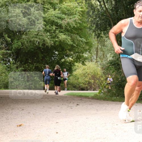 30.08.2026 - Elbe Triathlon Hamburg Antke Förster http://msf.ph/oto/10102379 30.08.2026 11:28:51 Laufen  meine-sportfotos.de