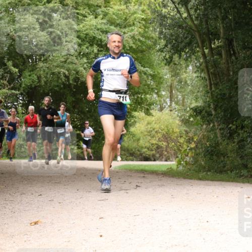 30.08.2026 - Elbe Triathlon Hamburg Antke Förster http://msf.ph/oto/10102389 30.08.2026 11:29:06 Laufen 803, 1348, 1016, 1442, 11 meine-sportfotos.de