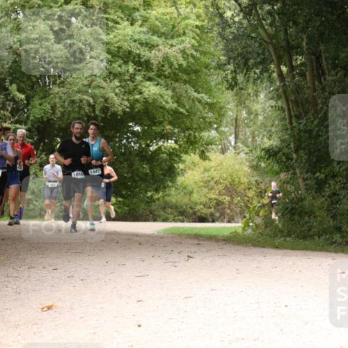 30.08.2026 - Elbe Triathlon Hamburg Antke Förster http://msf.ph/oto/10102393 30.08.2026 11:29:08 Laufen 1016, 1442 meine-sportfotos.de