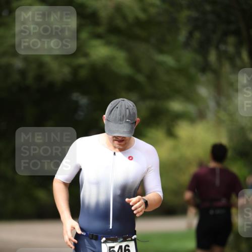 30.08.2026 - Elbe Triathlon Hamburg Antke Förster http://msf.ph/oto/10102422 30.08.2026 11:25:57 Laufen 546 meine-sportfotos.de