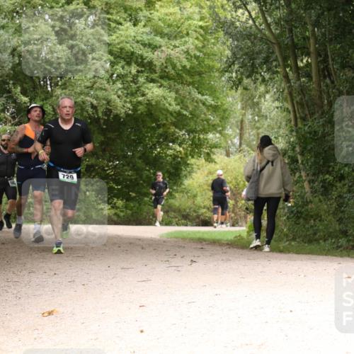 30.08.2026 - Elbe Triathlon Hamburg Antke Förster http://msf.ph/oto/10102427 30.08.2026 11:29:26 Laufen 729, 66 meine-sportfotos.de