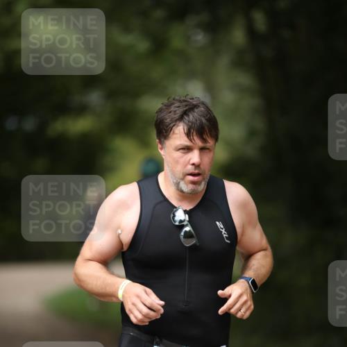 30.08.2026 - Elbe Triathlon Hamburg Antke Förster http://msf.ph/oto/10102452 30.08.2026 11:26:14 Laufen 1191, 2 meine-sportfotos.de