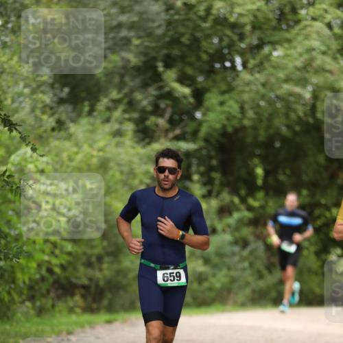 30.08.2026 - Elbe Triathlon Hamburg Antke Förster http://msf.ph/oto/10102484 30.08.2026 11:26:36 Laufen 659 meine-sportfotos.de