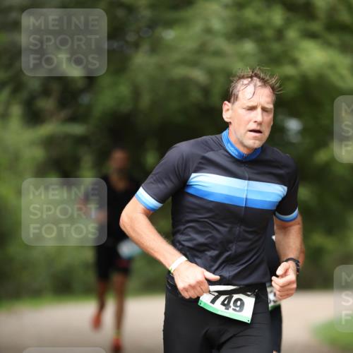 30.08.2026 - Elbe Triathlon Hamburg Antke Förster http://msf.ph/oto/10102510 30.08.2026 11:26:52 Laufen 749 meine-sportfotos.de