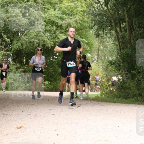 30.08.2026 - Elbe Triathlon Hamburg Antke Förster http://msf.ph/oto/10102513 30.08.2026 11:30:20 Laufen 00, 1222 meine-sportfotos.de