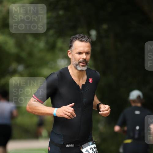 30.08.2026 - Elbe Triathlon Hamburg Antke Förster http://msf.ph/oto/10102518 30.08.2026 11:26:56 Laufen 132 meine-sportfotos.de