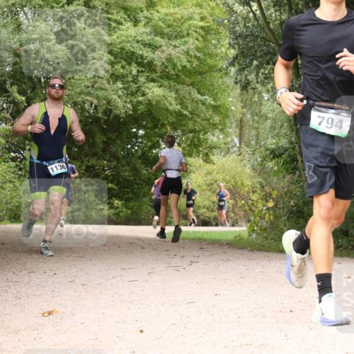 30.08.2026 - Elbe Triathlon Hamburg Antke Förster http://msf.ph/oto/10102535 30.08.2026 11:30:38 Laufen 1136, 794 meine-sportfotos.de